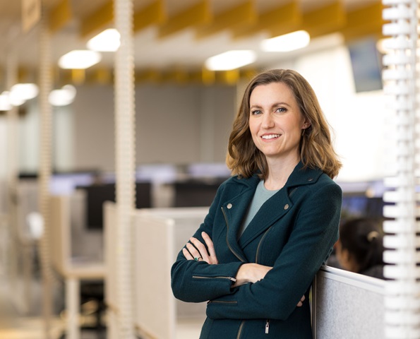 laura-mclaren-professional-headshot