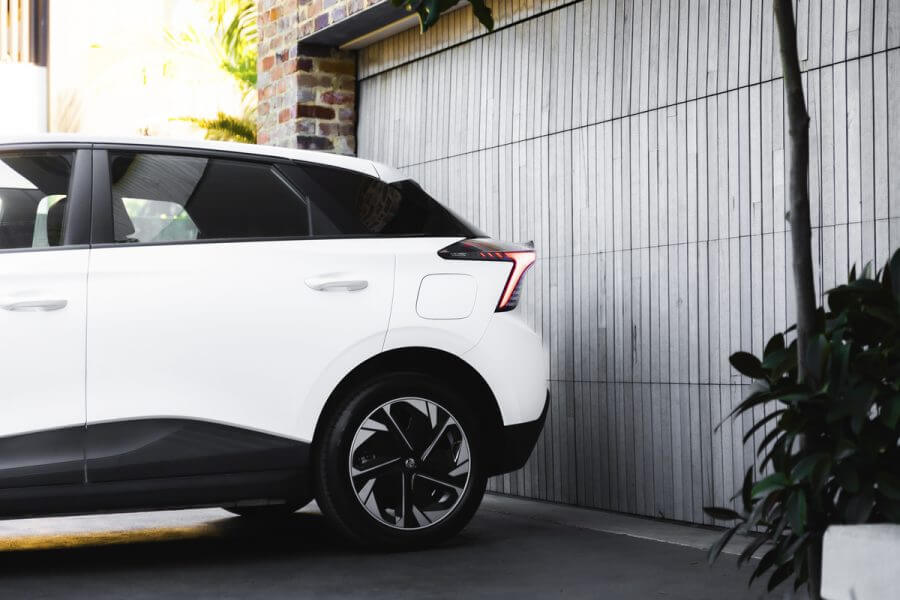 2023 MG4- MG4 White car at garage