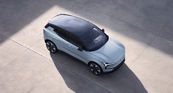 Oct-Nov25WebinarAssets-Website-tile White car parked, symbolizing mobility