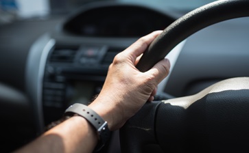 Distracted driving: Safety tips for fleet drivers globalblog'